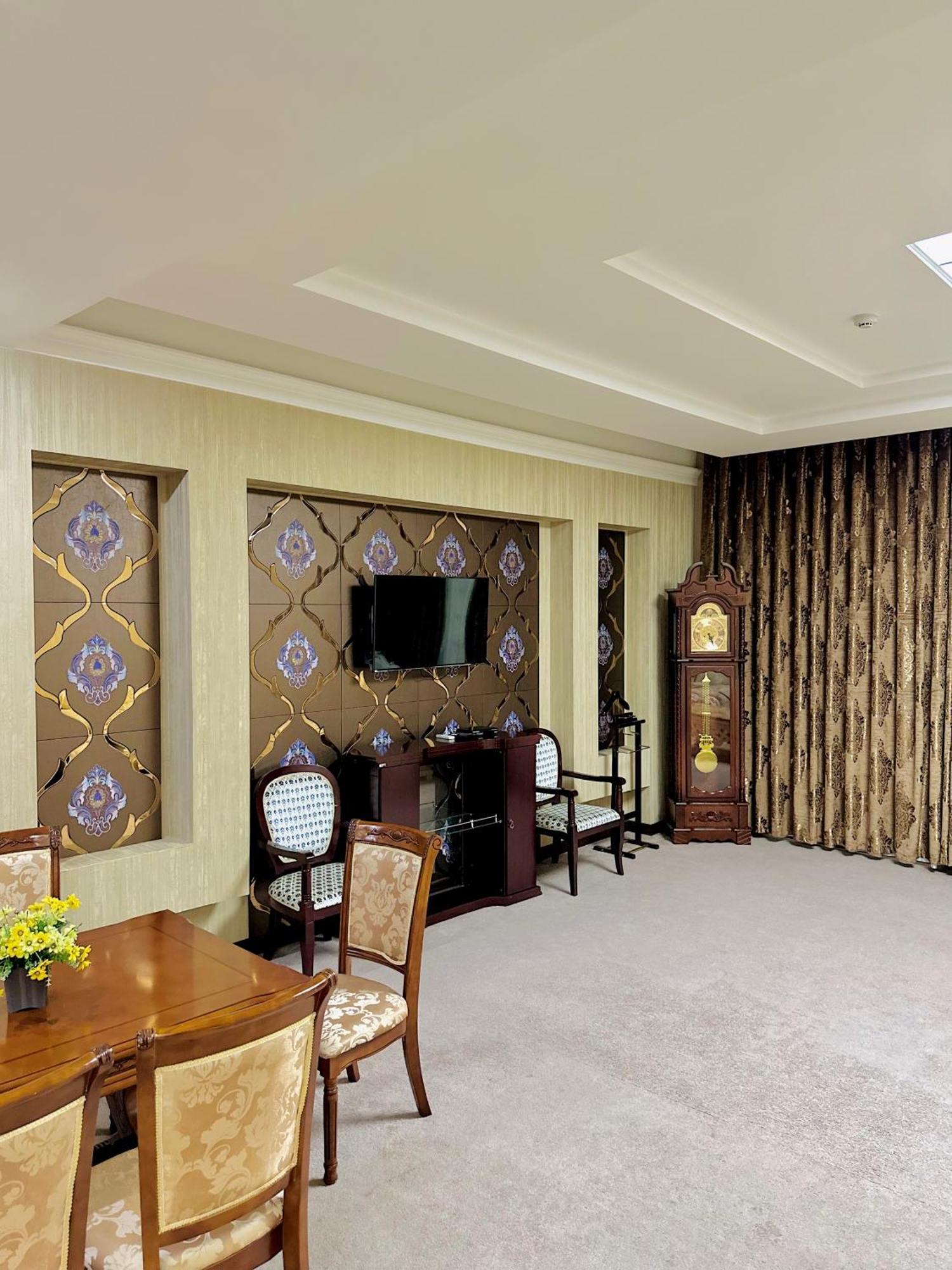 Hayot Hotel Tashkent Exterior foto