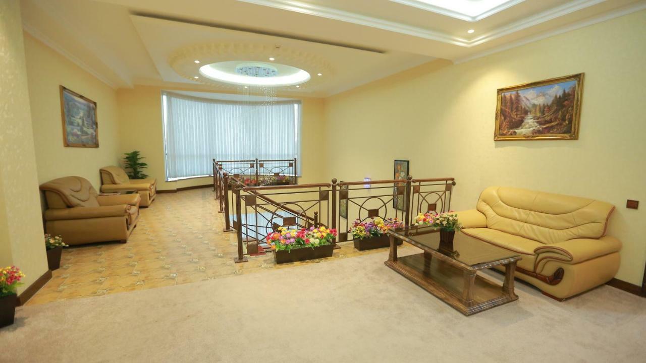 Hayot Hotel Tashkent Exterior foto